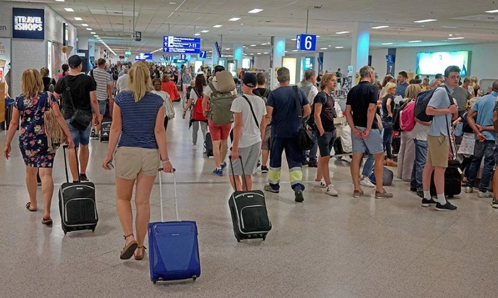 Υπουργείο Τουρισμού: Με αρνητικό rapid test η είσοδος τουριστών στη χώρα